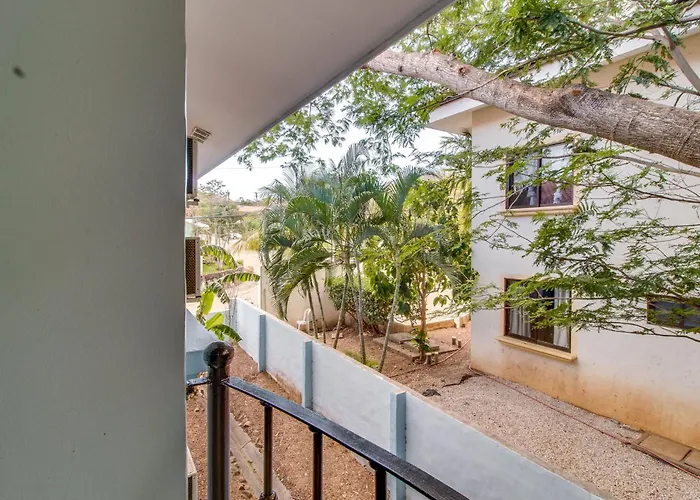 Playas Del Condo: Walk To & Restaurants *